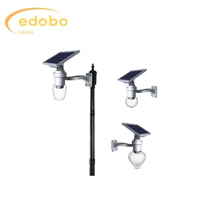 Treo đèn năng lượng mặt trời ngoài trời